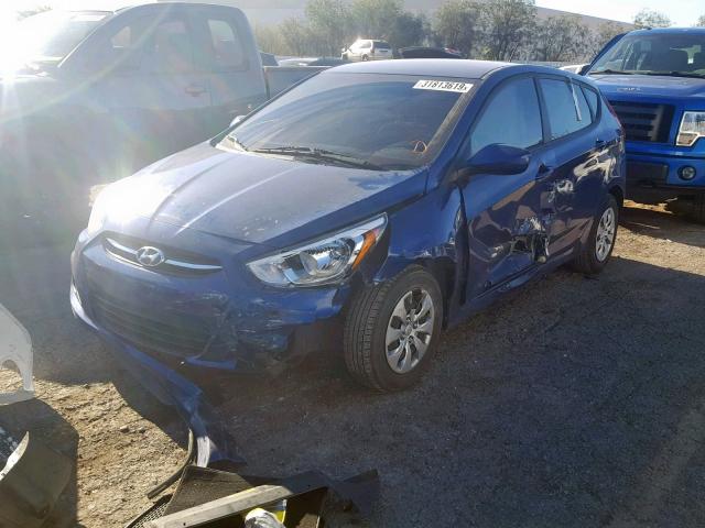 KMHCT5AE1GU280957 - 2016 HYUNDAI ACCENT SE BLUE photo 2