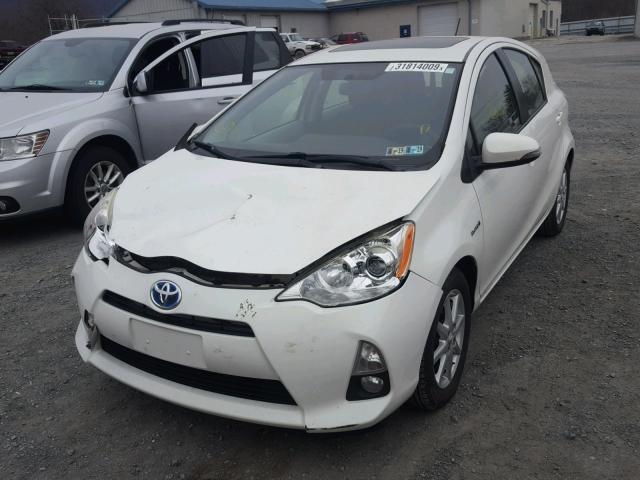 JTDKDTB30C1021158 - 2012 TOYOTA PRIUS C WHITE photo 2