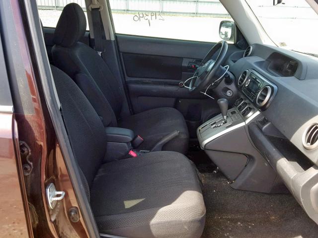 JTLKE50E991075424 - 2009 TOYOTA SCION XB MAROON photo 5