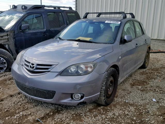 JM1BK143751309298 - 2005 MAZDA 3 HATCHBAC GRAY photo 2