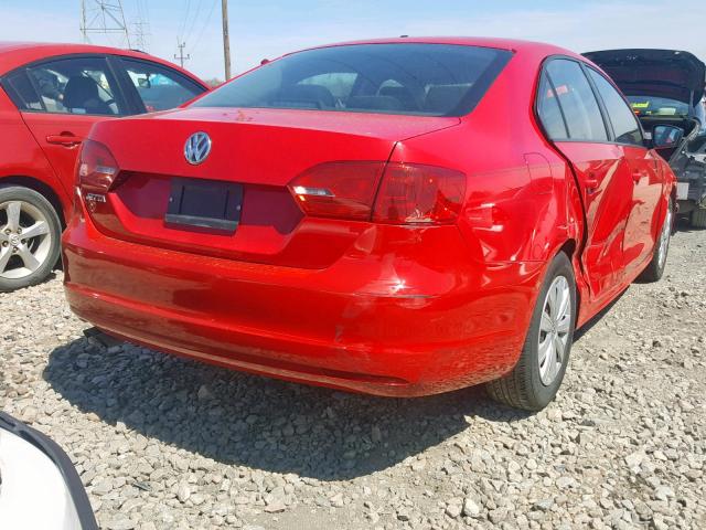 3VW2K7AJ7EM214603 - 2014 VOLKSWAGEN JETTA BASE RED photo 4