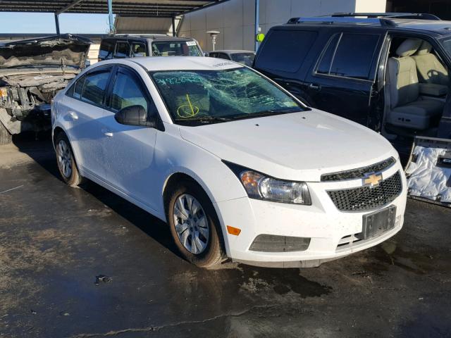 1G1PA5SH4E7102498 - 2014 CHEVROLET CRUZE LS WHITE photo 1