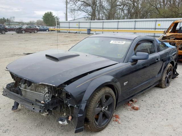 1ZVFT82H475274332 - 2007 FORD MUSTANG GT BLACK photo 2