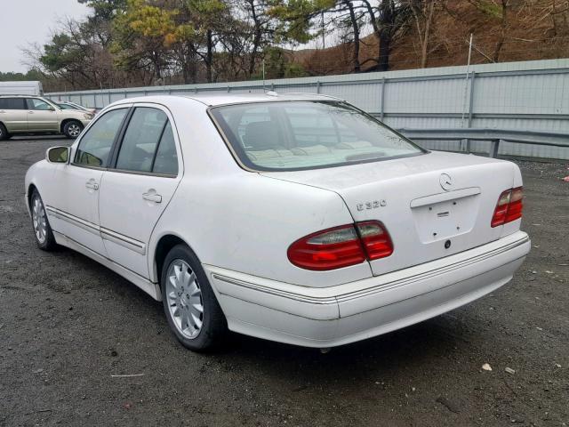 WDBJF65JXYB103383 - 2000 MERCEDES-BENZ E 320 WHITE photo 3