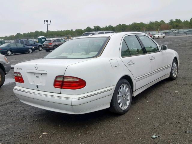 WDBJF65JXYB103383 - 2000 MERCEDES-BENZ E 320 WHITE photo 4