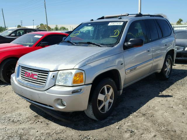 1GKDS13S142431489 - 2004 GMC ENVOY SILVER photo 2