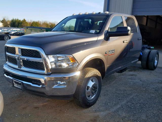 3C7WRTCLXJG387664 - 2018 RAM 3500 GRAY photo 2