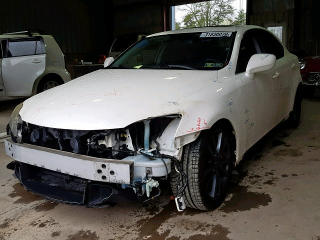 JTHBE262065007541 - 2006 LEXUS IS 350 WHITE photo 2