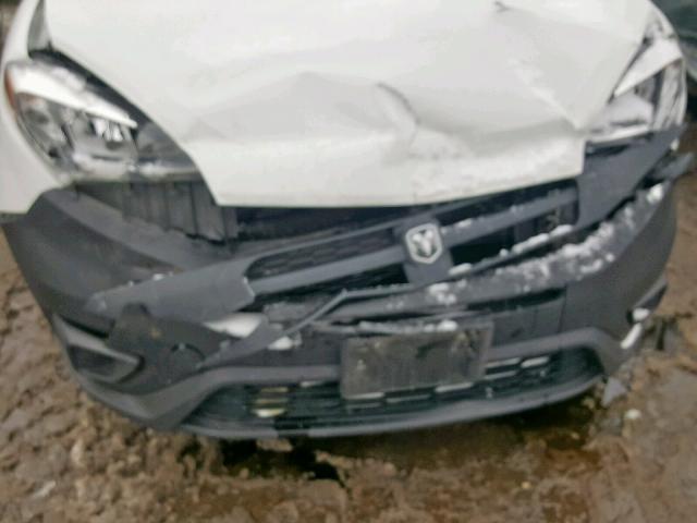 ZFBERFAB7H6E12901 - 2017 RAM PROMASTER 白色 照片 9