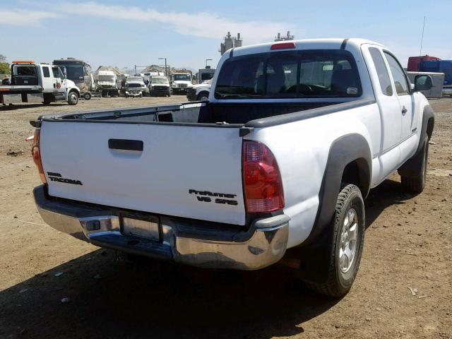 5TETU62N75Z050401 - 2005 TOYOTA TACOMA PRE WHITE photo 4