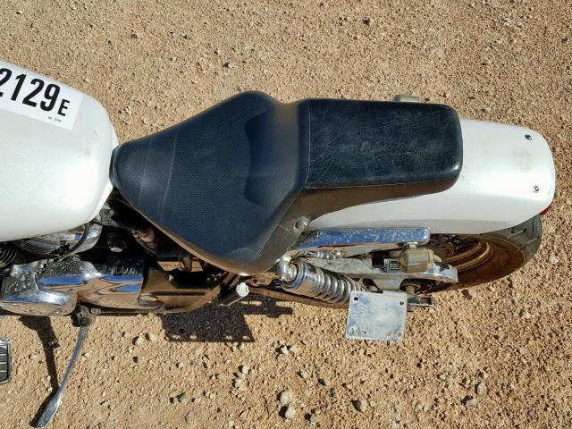 JH2RC44093M703455 - 2003 HONDA VT750 DC WHITE photo 6