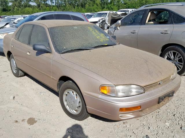 4T1BG12KXTU776475 - 1996 TOYOTA CAMRY DX TAN photo 1