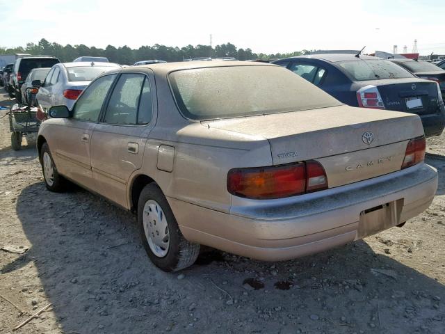 4T1BG12KXTU776475 - 1996 TOYOTA CAMRY DX TAN photo 3