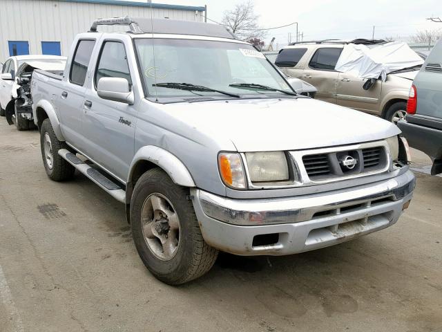 1N6ED27YXYC380523 - 2000 NISSAN FRONTIER C SILVER photo 1