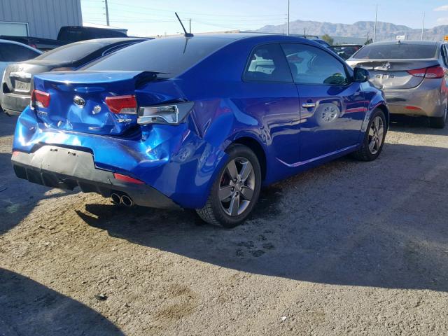 KNAFU6A2XB5333309 - 2011 KIA FORTE EX BLUE photo 4