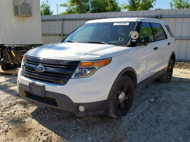 1FM5K8AR8DGC10916 - 2013 FORD EXPLORER P WHITE photo 2