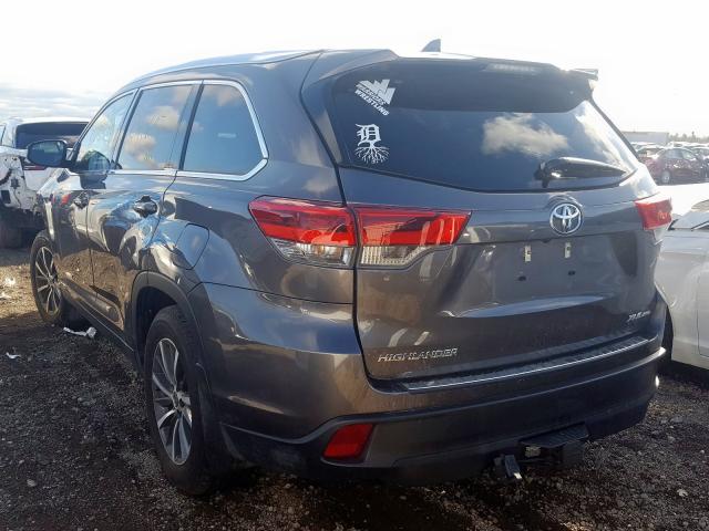 5TDJZRFH8KS563616 - 2019 TOYOTA HIGHLANDER SE  photo 3