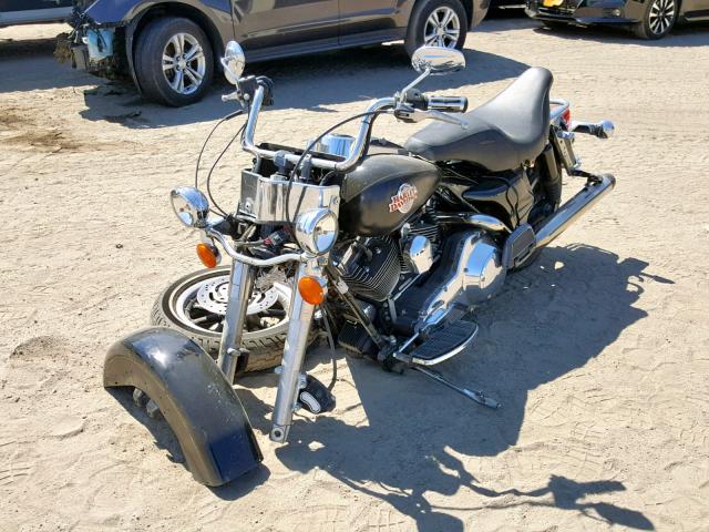 1HD1FCW145Y628087 - 2005 HARLEY-DAVIDSON FLHTCUI RED photo 2