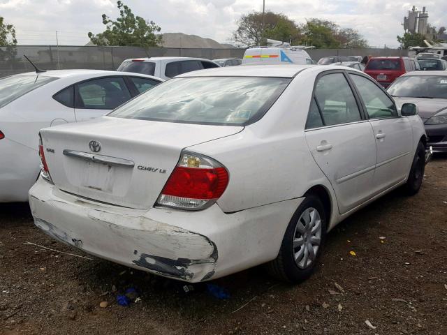 4T1BE32K35U529447 - 2005 TOYOTA CAMRY LE WHITE photo 4