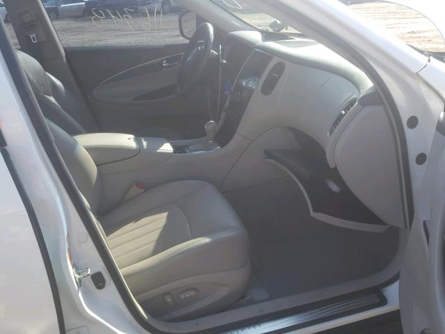 JNKAJ09F88M359950 - 2008 INFINITI EX35 BASE WHITE photo 5