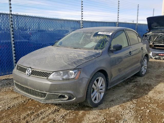 3VW1K7AJ7CM325760 - 2012 VOLKSWAGEN JETTA BASE GRAY photo 2