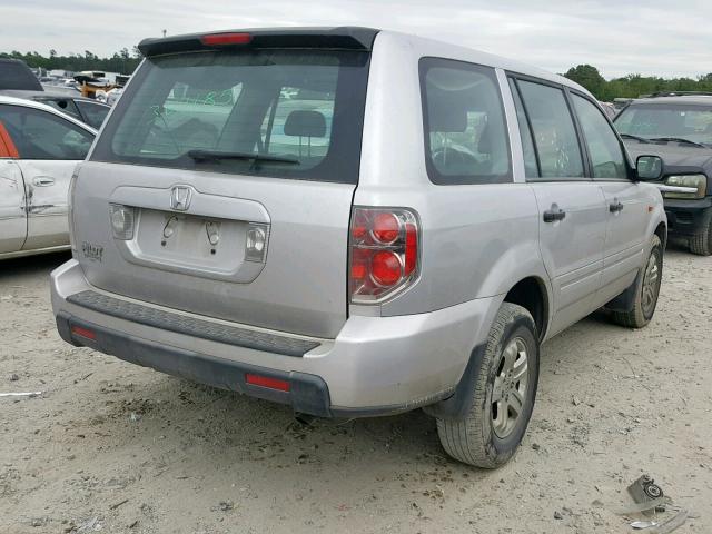 5FNYF28136B045891 - 2006 HONDA PILOT LX SILVER photo 4