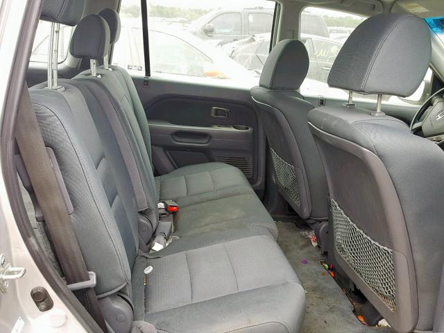 5FNYF28136B045891 - 2006 HONDA PILOT LX SILVER photo 6