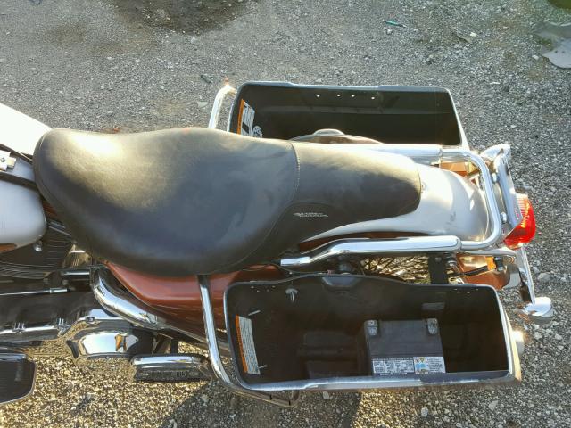 1HD1FC4157Y662433 - 2007 HARLEY-DAVIDSON FLHTCUI TWO TONE photo 6