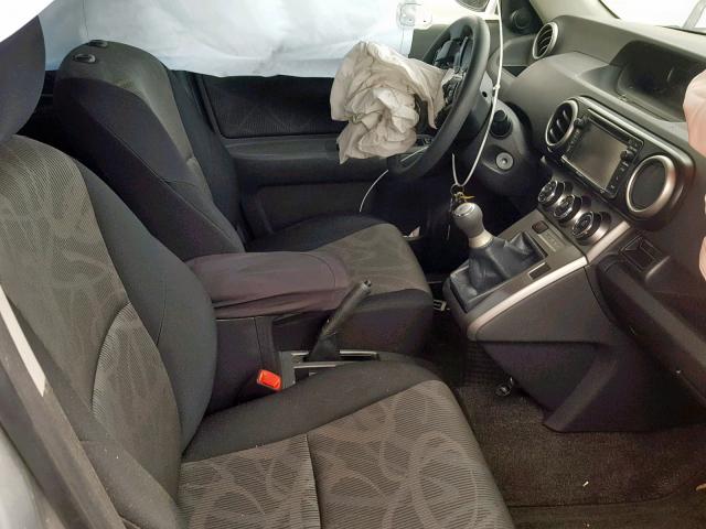 JTLZE4FE9FJ077329 - 2015 TOYOTA SCION XB 银色 照片 5