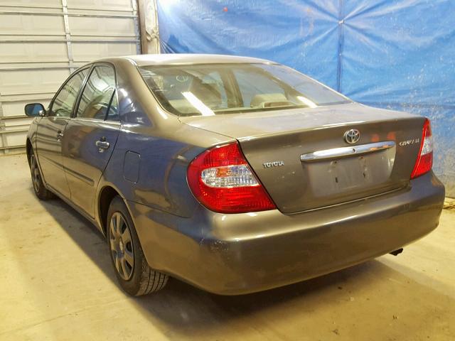 4T1BE32K23U752091 - 2003 TOYOTA CAMRY LE GRAY photo 3