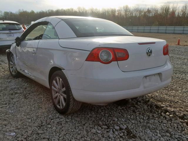 WVWFA71FX7V028114 - 2007 VOLKSWAGEN EOS 2.0T L WHITE photo 3