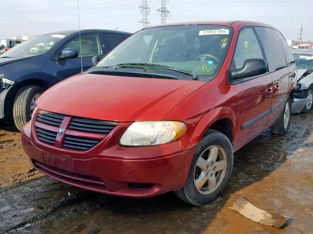 1D4GP45R65B433720 - 2005 DODGE CARAVAN SX RED photo 2