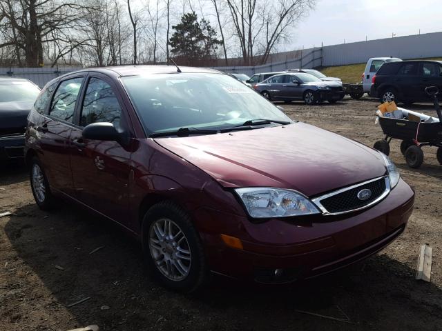 1FAFP37N46W162914 - 2006 FORD FOCUS ZX5 RED photo 1