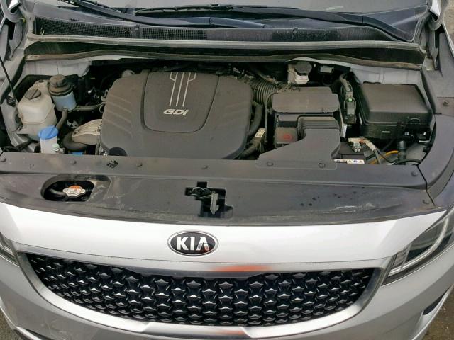 KNDMB5C11G6197166 - 2016 KIA SEDONA LX SILVER photo 7