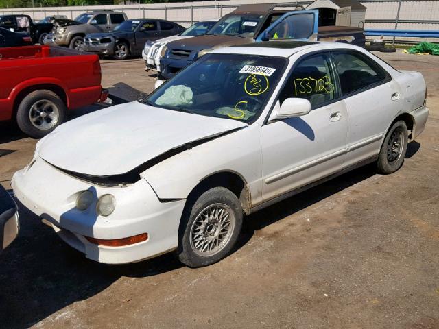 JH4DB765XWS003586 - 1998 ACURA INTEGRA LS WHITE photo 2