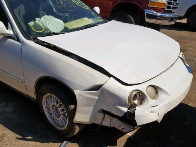 JH4DB765XWS003586 - 1998 ACURA INTEGRA LS WHITE photo 9