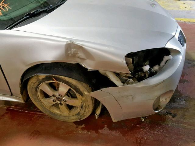 2G2WP522951284052 - 2005 PONTIAC GRAND PRIX 银色 照片 9
