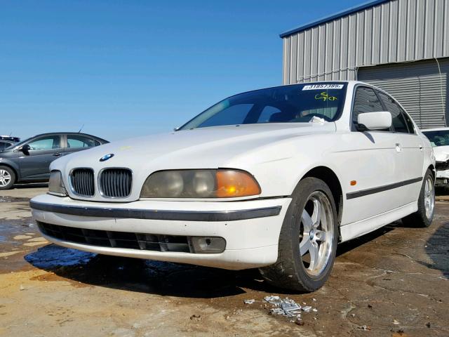 WBADE5327VBV90672 - 1997 BMW 540 I WHITE photo 2