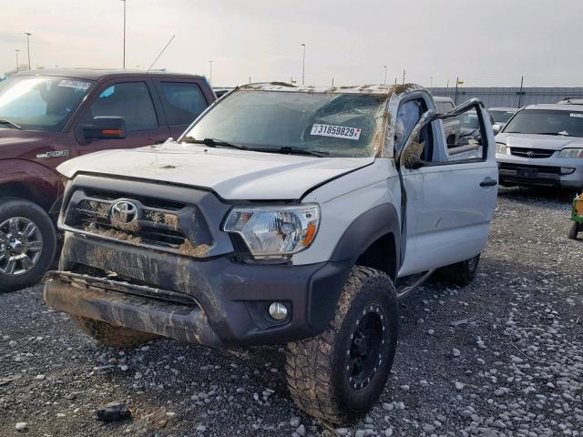 5TFPX4EN0DX018498 - 2013 TOYOTA TACOMA WHITE photo 2