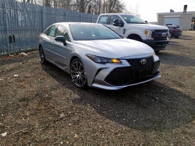 4T1BZ1FB8KU003653 - 2019 TOYOTA AVALON XLE SILVER photo 1