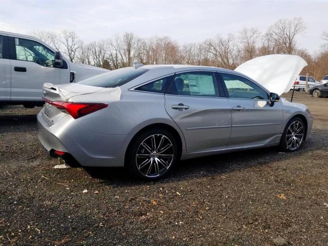4T1BZ1FB8KU003653 - 2019 TOYOTA AVALON XLE SILVER photo 4