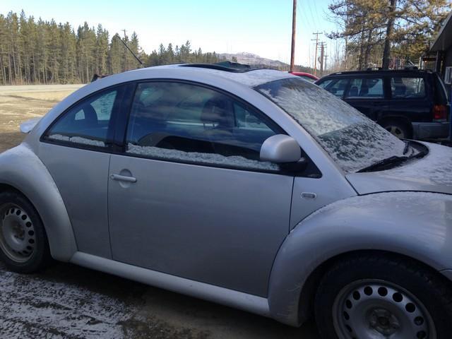 3VWCA21C0YM488709 - 2000 VOLKSWAGEN NEW BEETLE ვერცხლისფერი ფოტო 1