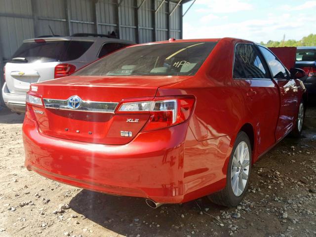 4T1BD1FK8CU037043 - 2012 TOYOTA CAMRY HYBR RED photo 4