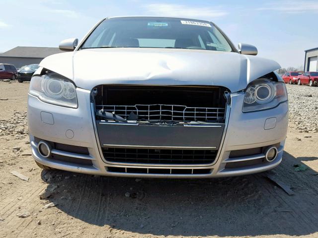 WAUDG68E55A477828 - 2005 AUDI A4 3.2 QUA SILVER photo 9