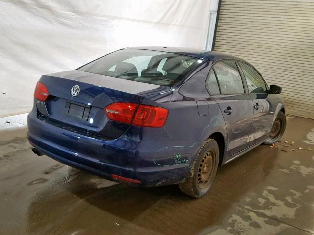 3VW1K7AJ2BM098041 - 2011 VOLKSWAGEN JETTA BASE BLUE photo 4