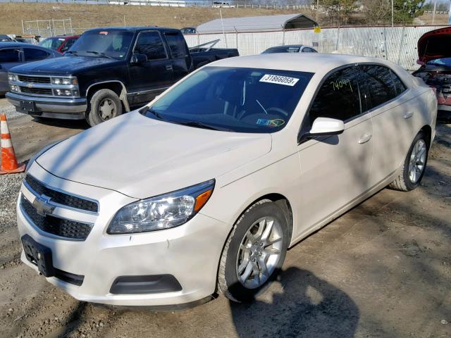 1G11D5RR6DF119500 - 2013 CHEVROLET MALIBU 1LT 白色 照片 2