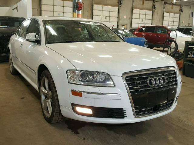 WAURVAFA2AN007533 - 2010 AUDI A8 QUATTRO WHITE photo 1