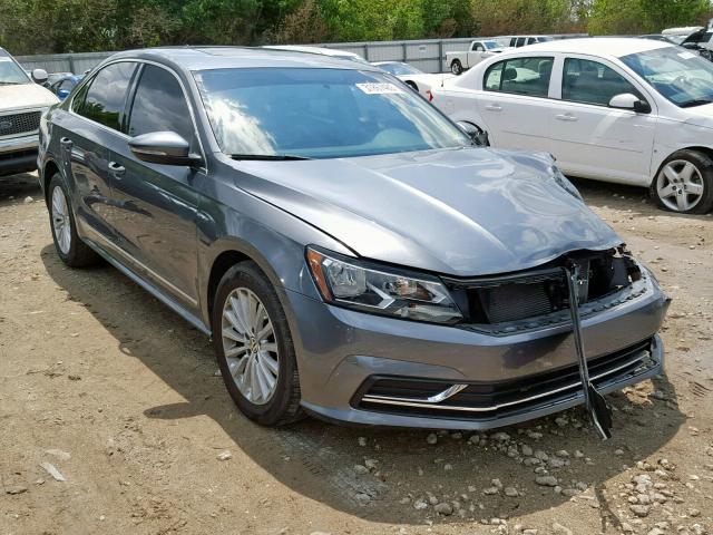 1VWBT7A31HC000467 - 2017 VOLKSWAGEN PASSAT SE GRAY photo 1