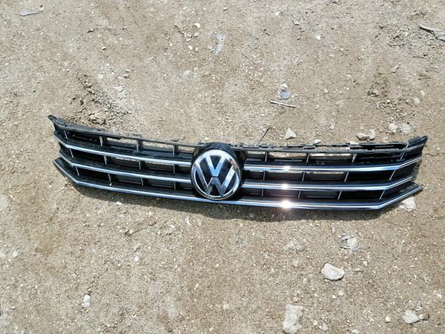 1VWBT7A31HC000467 - 2017 VOLKSWAGEN PASSAT SE GRAY photo 9