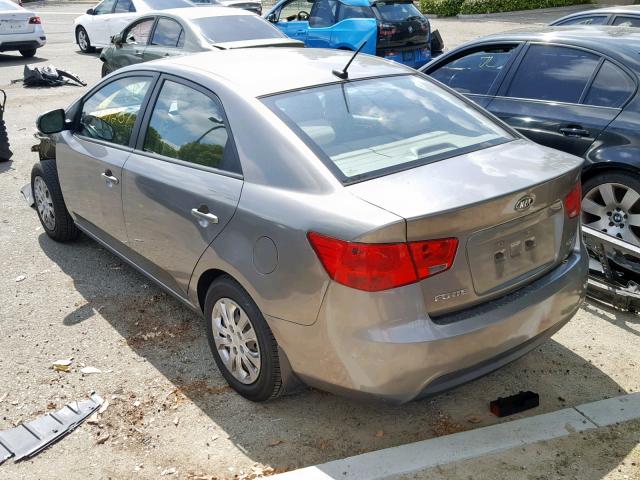 KNAFU4A26C5637601 - 2012 KIA FORTE EX GRAY photo 3